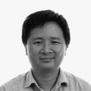 headshot zulin zhang