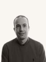 headshot simone martino